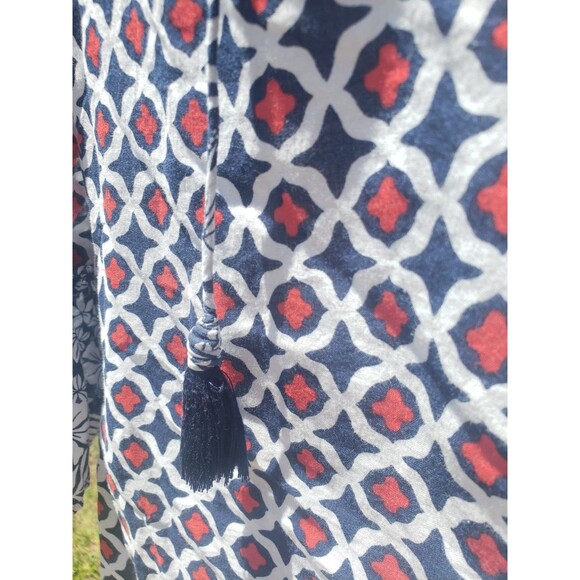 Tommy Bahama Geo Floral Tunic Blouse Cotton Split Neck Medium Tie Tassels Blue - Picture 8 of 16